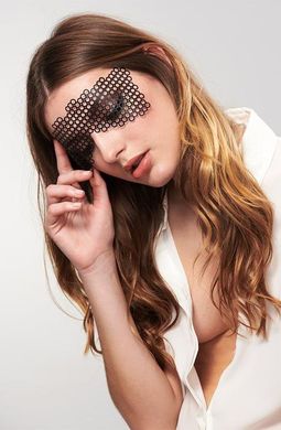 Виниловая маска на стикерах Bijoux Indiscrets Erika купить в sex shop Sexy