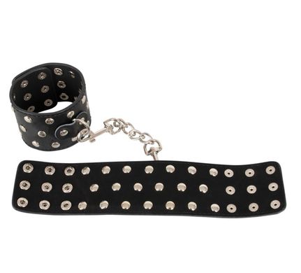 Кожаные наручники с заклепками Bad Kitty Handcuffs купить в sex shop Sexy
