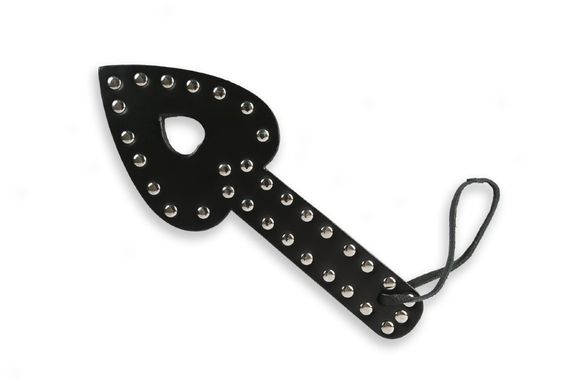 Шлепалка с заклёпками купить в sex shop Sexy